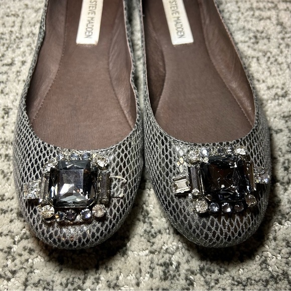Steve Madden Black & Gray Rhinestone Pewter Kobbe Ballet Flats Size 7.5 - Picture 3 of 10